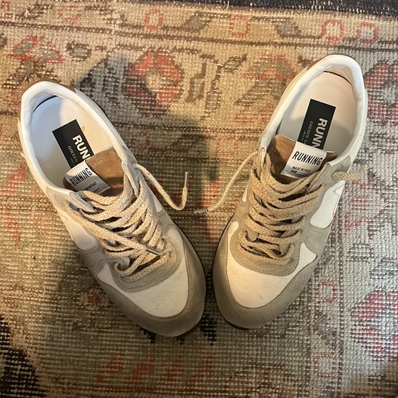 Golden goose beige running sneakers - Picture 5 of 7